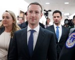 Ông chủ Facebook thừa nhận không thể ngăn chặn tin tức giả mạo và đánh cắp dữ liệu