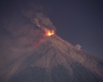 Guatemala ban bố cảnh báo đỏ vì núi lửa phun trào