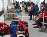 Đà Nẵng: Quá tải vì dịch sốt xuất huyết, người bệnh phải nằm chung giường
