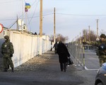 Ukraine hạn chế nhập cảnh với công dân Nga