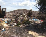 Người dân ĐBSCL khốn khổ vì bãi rác quá tải