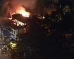 Cháy lớn di tích đình cổ tại Hà Nội