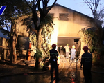 Đà Nẵng: Cháy lớn lúc nửa đêm, xưởng gỗ bị thiêu rụi