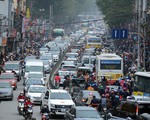 Tuyến xe bus chồng chéo, nhiều phố ở Hà Nội ùn tắc