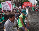 Tài xế xe tải tổ chức biểu tình, đường phố tại Argentina tê liệt