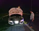 Xe ô tô Audi bốc cháy trên cao tốc TP.HCM - Trung Lương