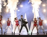 Âm nhạc và Bước nhảy: Nguyên Vũ 'cháy' hết mình tại mini show kỉ niệm 25 năm ca hát