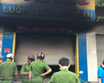 TP.HCM: Hỏa hoạn tại cửa hàng bán túi xách, 3 người thoát chết