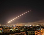 Mỹ không kích Syria: Dư luận bị đẩy lên cao vì các bên lời qua tiếng lại