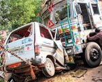Tai nạn giao thông thảm khốc tại Ấn Độ, ít nhất 13 học sinh thiệt mạng