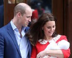 Vợ chồng Hoàng tử William chính thức công bố tên của con trai mới sinh