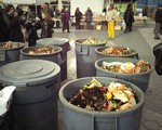 Báo động nạn lãng phí thực phẩm ở Bắc Mỹ