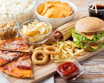 Ăn nhiều thức ăn nhanh làm giảm nguy cơ thụ thai