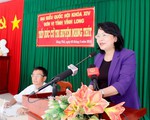 Phó Chủ tịch nước Đặng Thị Ngọc Thịnh tiếp xúc cử tri Vĩnh Long