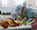 Gia Lai: Cấp cứu thành công bệnh nhi sốt xuất huyết nguy kịch