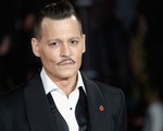 Johnny Depp bị kiện do hành hung thành viên trong đoàn làm phim