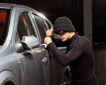 Khởi tố đối tượng trộm cắp gần 1,9 tỷ đồng trên ô tô của bạn