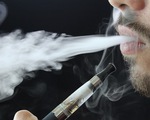 Số ca tử vong do thuốc lá điện tử tại Mỹ ngày càng tăng và trẻ hóa