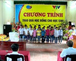 Trao học bổng cho học sinh nghèo tỉnh Hưng Yên trước thềm năm học mới