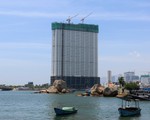 Mường Thanh Khánh Hòa đang tháo dỡ 3 tầng xây vượt