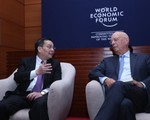 Bộ trưởng Chu Ngọc Anh gặp Chủ tịch điều hành Diễn đàn Kinh tế thế giới