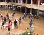 Nghệ An: Lũ quét bất ngờ, trường học sơ tán trong đêm