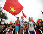 Rực sắc đỏ từ Nội Bài về Mỹ Đình chào đón Olympic Việt Nam trở về từ ASIAD 2018