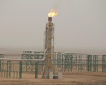Giá dầu thế giới tăng lên mức cao nhất trong 4 năm qua