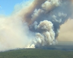 Cháy lớn do nắng nóng ở công viên Australia