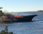 Du thuyền bốc cháy khi đang neo ở ven biển Florida, Mỹ