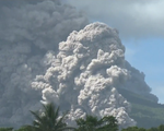 Philippines nâng cảnh báo núi lửa Mayon