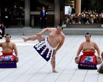 Nghi thức đầu năm của các võ sĩ Sumo