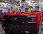 Chiêm ngưỡng chiếc xe bán tải được ghép bởi 300.000 mảnh Lego