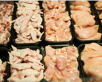Mỹ thu hồi hơn 900 tấn thịt gà nghi nhiễm chất lạ