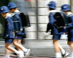 Nhật Bản đẩy mạnh chống bạo hành trẻ em