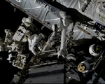 Các nhà du hành vũ trụ trên ISS có cuộc đi bộ ngoài không gian lần thứ ba