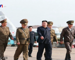 Nhà lãnh đạo Triều Tiên Kim Jong-un thị sát cuộc diễn tập bay