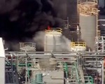 Cháy nhà máy hóa chất ở Houston, Mỹ