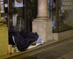 Nhức nhối tình trạng vô gia cư tại Pháp