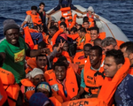 Italy giải cứu hơn 60 người di cư ở ngoài khơi Libya