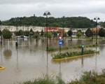 Mưa lớn gây lũ lụt tại miền Bắc Italy