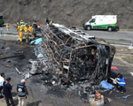 Tai nạn giao thông thảm khốc ở Mexico, 20 người bị thiêu cháy