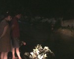 Mưa lớn nước suối cuốn trôi 3 người tại Đồng Nai