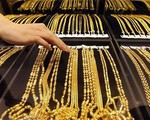 Giá vàng trong nước giảm mạnh tới 240.000 đồng/lượng