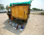 Hàng chục người tử vong do nắng nóng ở Ấn Độ
