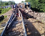Hơn 150 người thương vong trong vụ tai nạn đường sắt tại Bangladesh