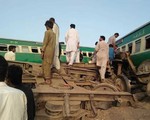 Tai nạn tàu hỏa ở Pakistan khiến 10 người chết