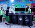 Học phân loại rác để không bị trừ điểm công dân