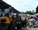 Hà Nội ráo riết xử lý 13.000 tấn rác thải tồn đọng