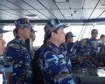 Cảnh sát biển Việt Nam đồng hành với ngư dân vươn khơi, bám biển